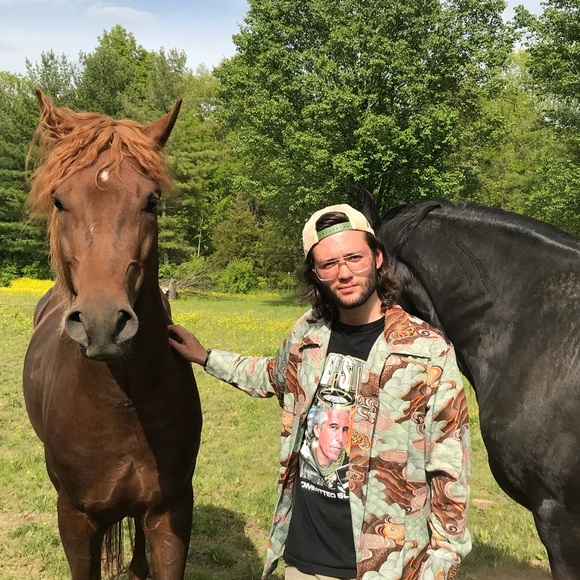 Meet your Posher—Tarry - Picture 3 of 9